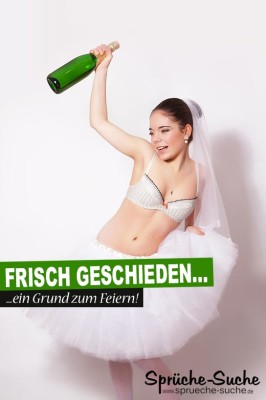 Frisch geschiedene Frau feiert Ihre Scheidung als Spruchbild