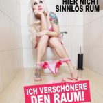 Frau auf Toilette - Witziger Spruch