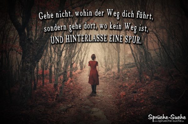 Motivation Spruch - Frau im dunklen Wald