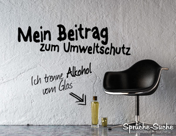 Leerer Raum mit Stuhl und Alkohol (Schnaps)